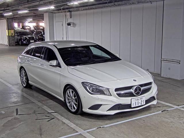 208 Mercedes benz Cla class 117942 2015 г. (ZIP Osaka)